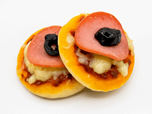 Mini pizzas au peperoni – bouchées salées traiteur Tunis